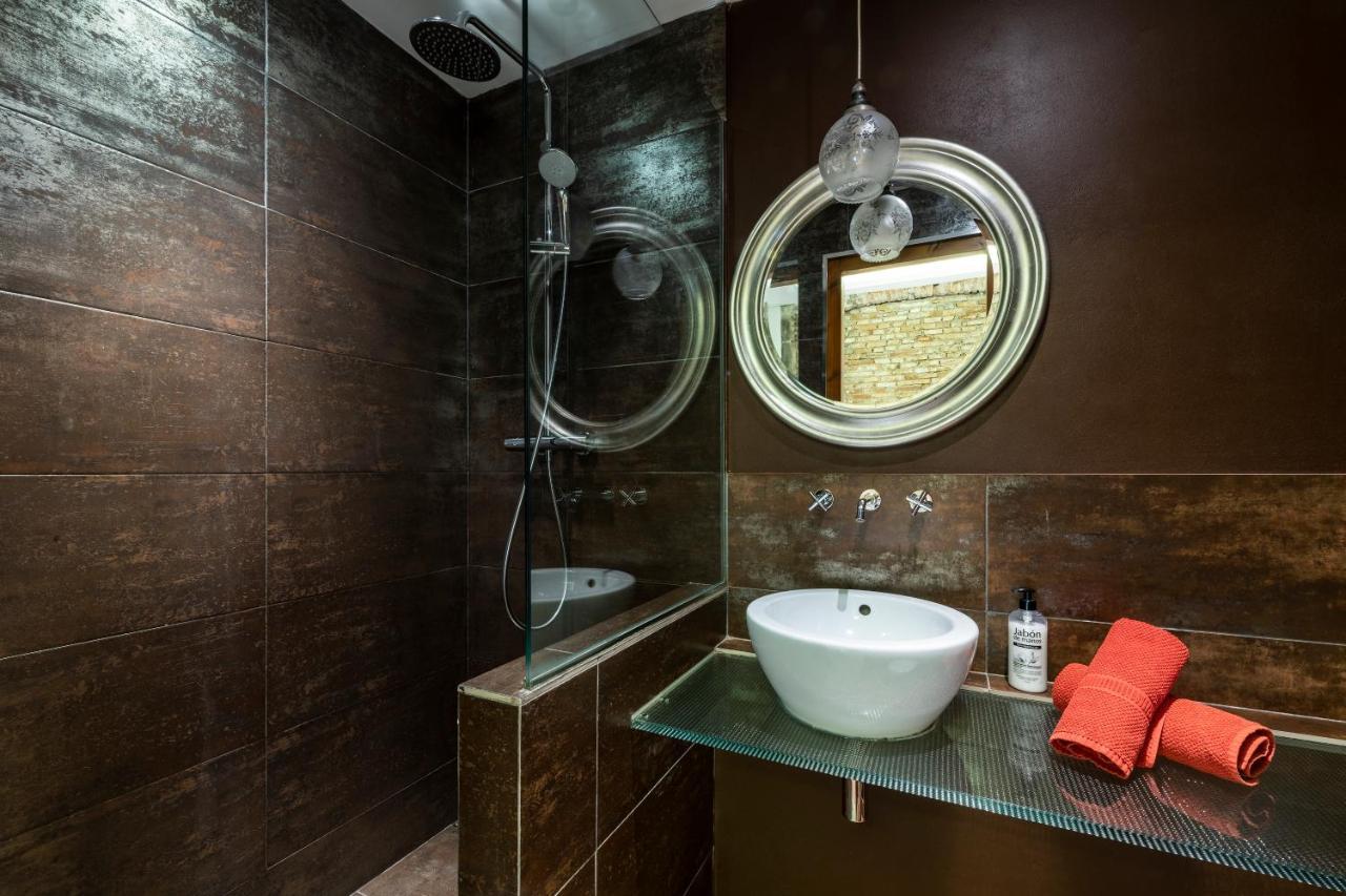 Vidre Home - Plaza Real Барселона Екстериор снимка